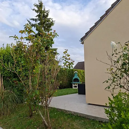 ベッド・アンド・ブレックファスト Rdc De Maison En Compagne *